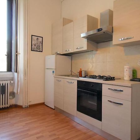 Splendido Bilocale A 4 Fermate Dal Duomo Apartment มิลาน ภายนอก รูปภาพ